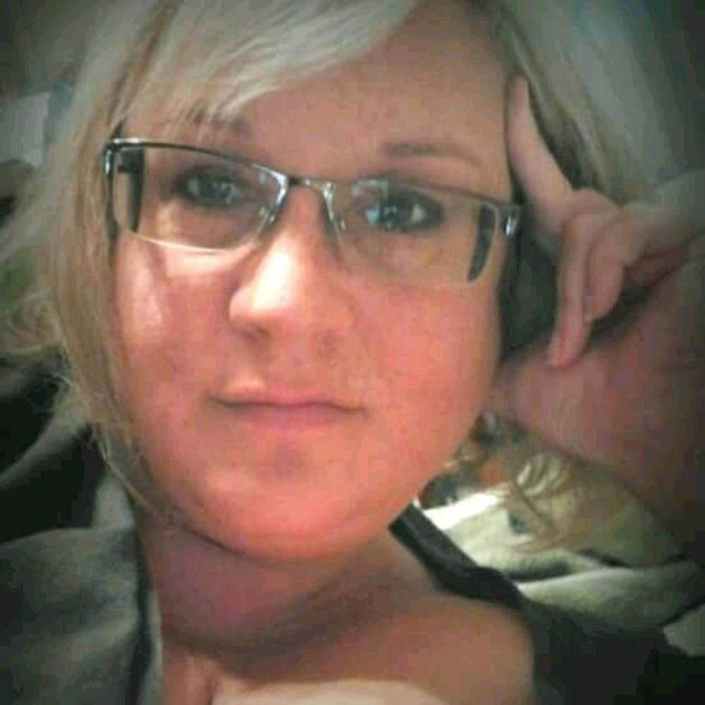 Meet your Posher, Delores